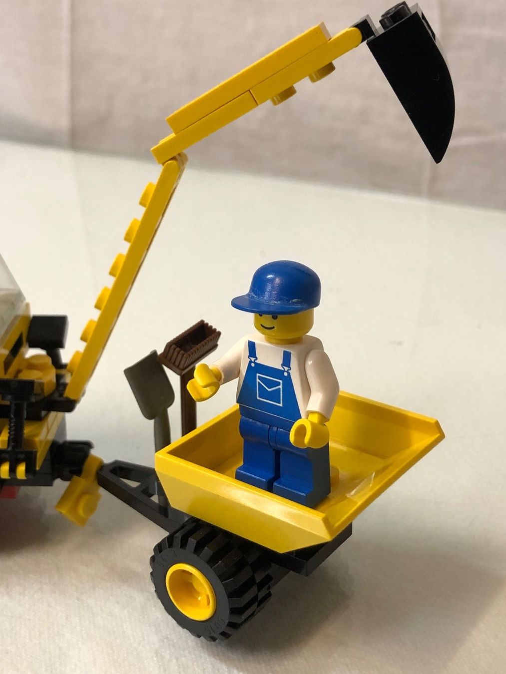 Lego Kit di costruzioni: LEGO 4543 - Tractor Flatbed 9V Eisenbahn Tieflader Waggon – Usato da Brunnen venduto da Allerwaren 6