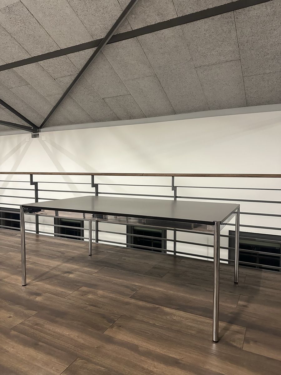 Tavoli: USM Haller Tisch, 170x100, warmgrau – Usato da Altendorf venduto da s.smjlv