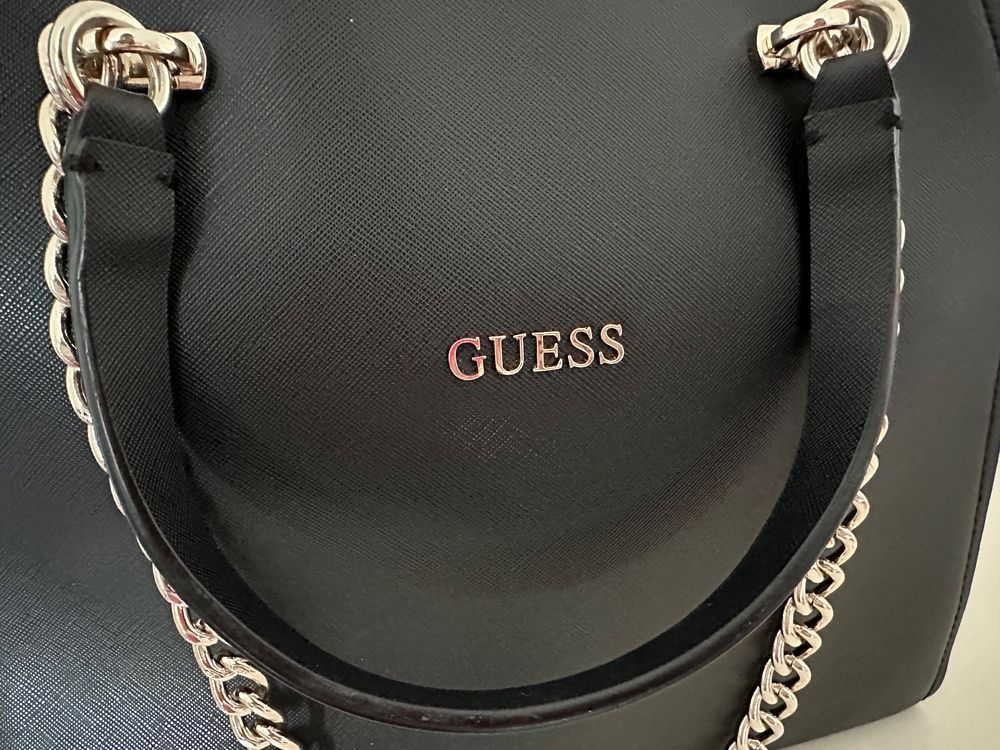 Guess Tasche Mit Kette