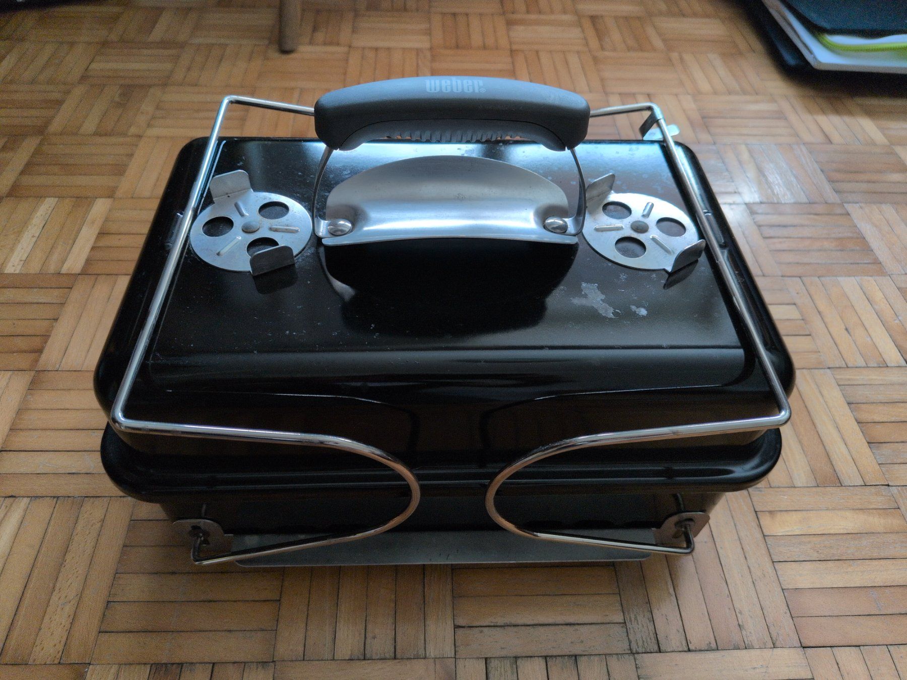Weber Griglie: Weber Grill Go-Anywhere – Usato da Pratteln venduto da ilouh