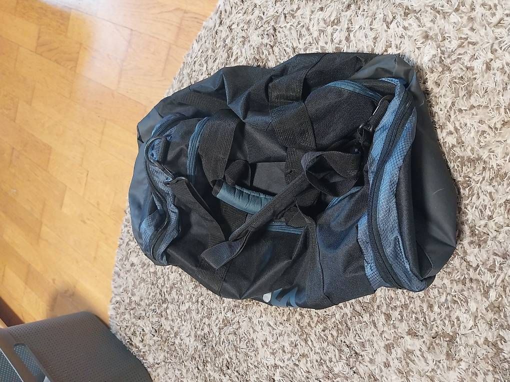 Borse: Modische Sport Tasche  – Usato da Münchenstein venduto da Pie66 1