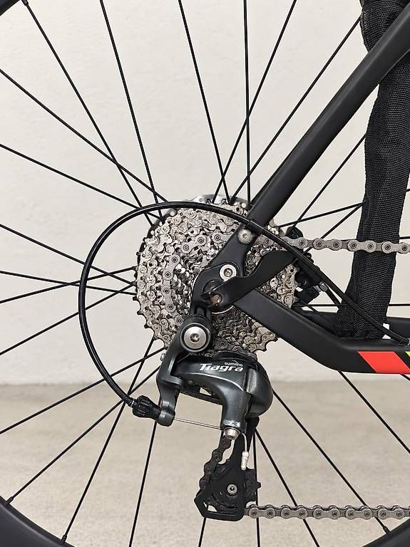 Velos: Specialized Sirrus Comp Carbon 2016 Grösse L – Gebraucht aus Freienbach von SZ_Seller 2