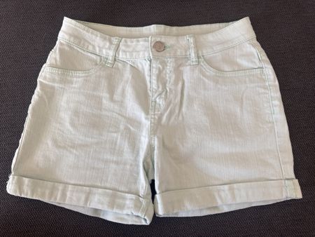 Mintfarbene Jeans-Shorts, Grösse 176