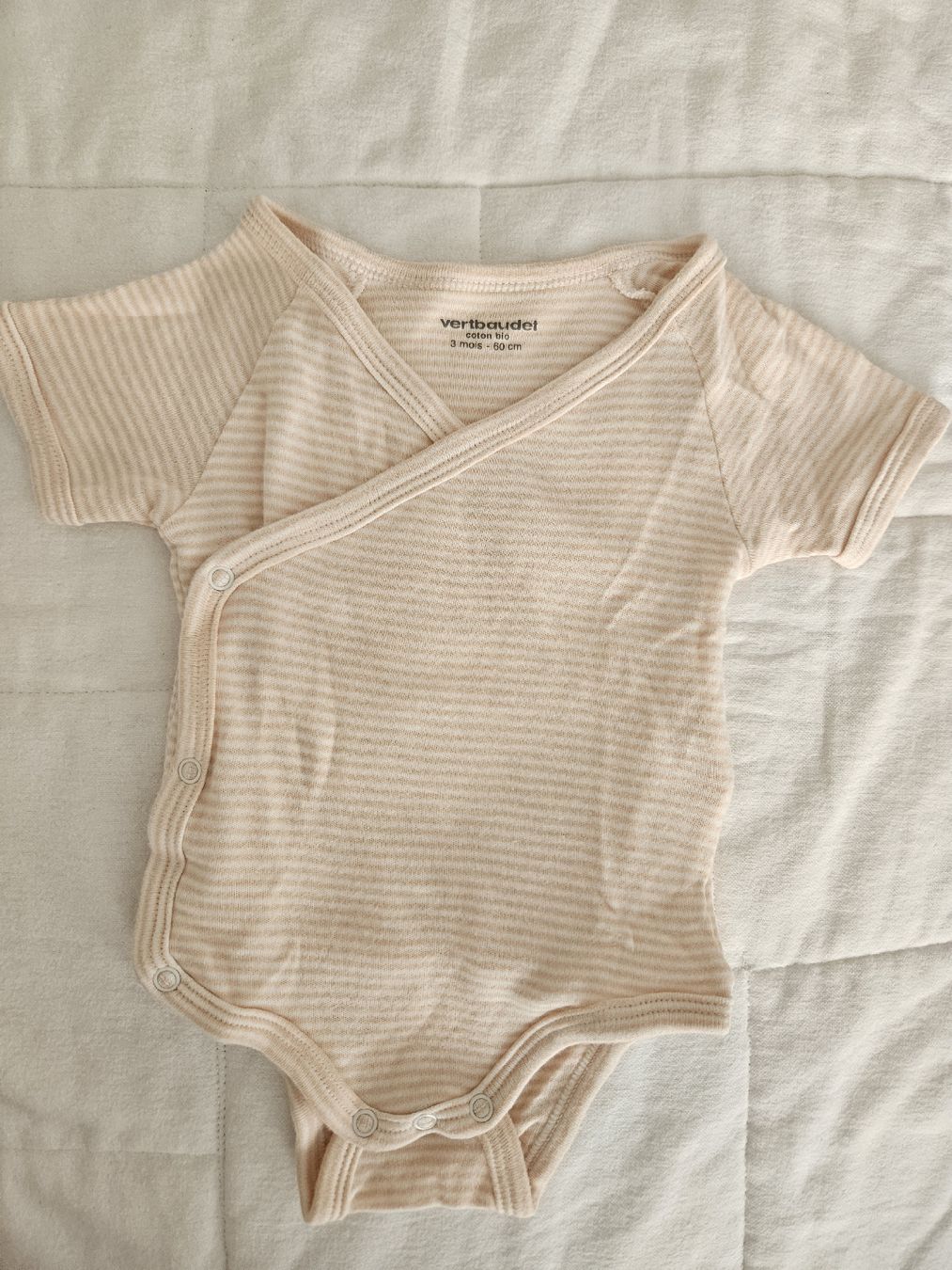 Chemises, Tops & T-shirts: Set of 4 Vertbaudet Wrap Bodysuits – Neuf (Voir description) à Zürich par mer_jld9 1