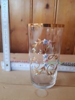 antikes Glas mit Buchstabe B