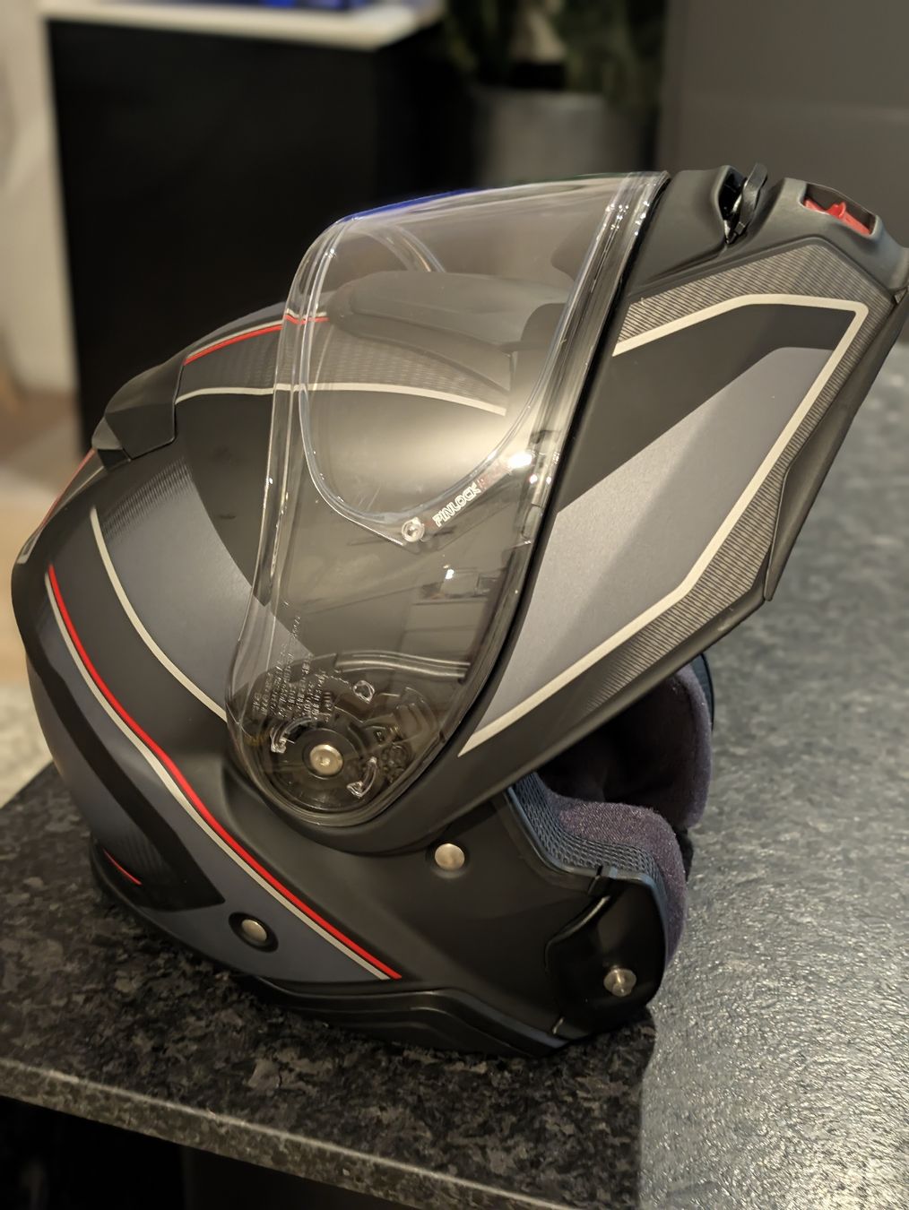 Caschi & visiere: Helm Shoei – Nuovo (secondo la descrizione) da Menziken venduto da Damian91 2