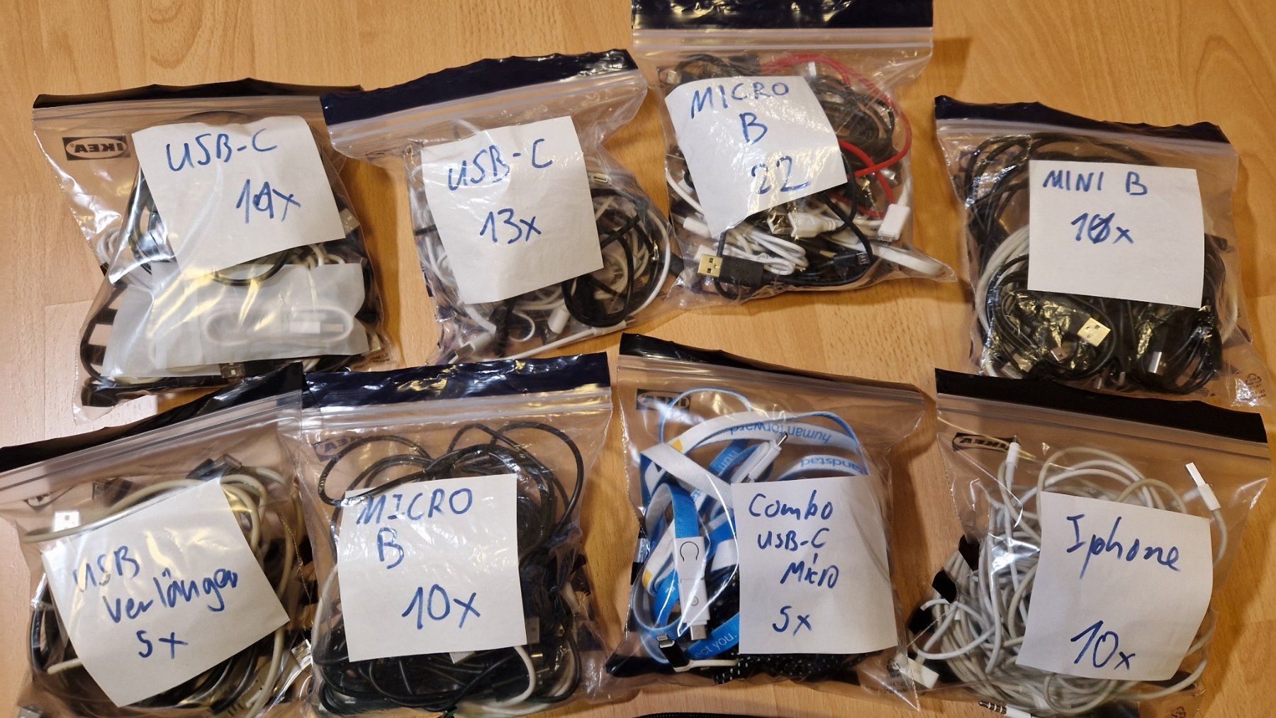 Cavi: USB Kabel Sammelsurium: Micro, USB-C – Usato da Zürich venduto da Korhal 7