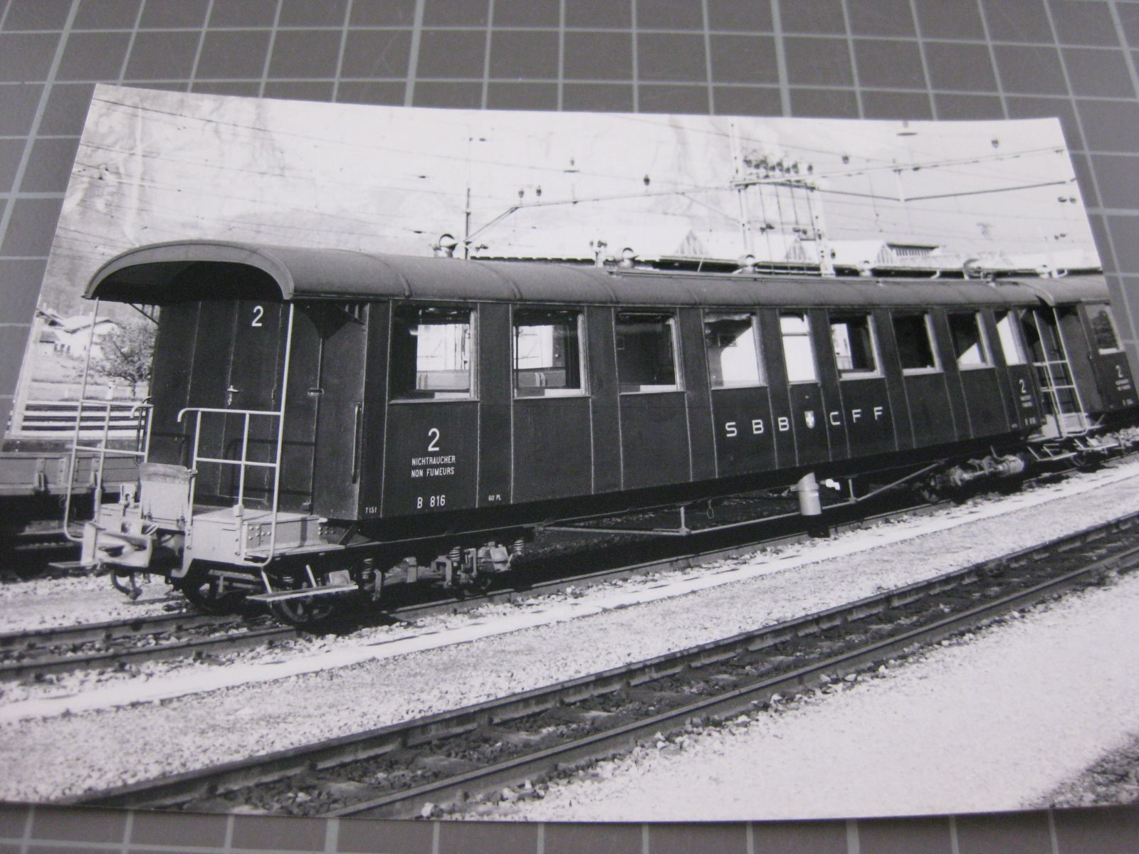 Cartoline postali: Echtfoto Meiringen mit Bahn – Usato da Malters venduto da Marosko