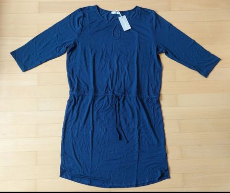 Neues Tamaris Kleid Gr. 38 blau