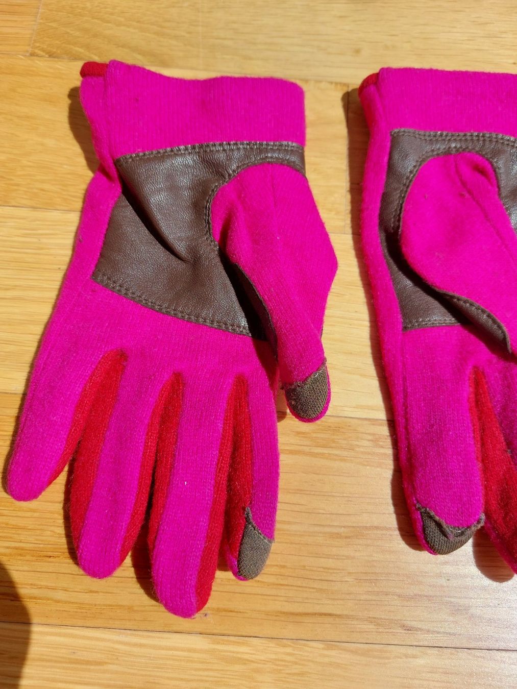 Guanti & manicotti: Très jolis gants roses Echo Taille S – Usato da Ostermundigen venduto da jul_7t8v 2