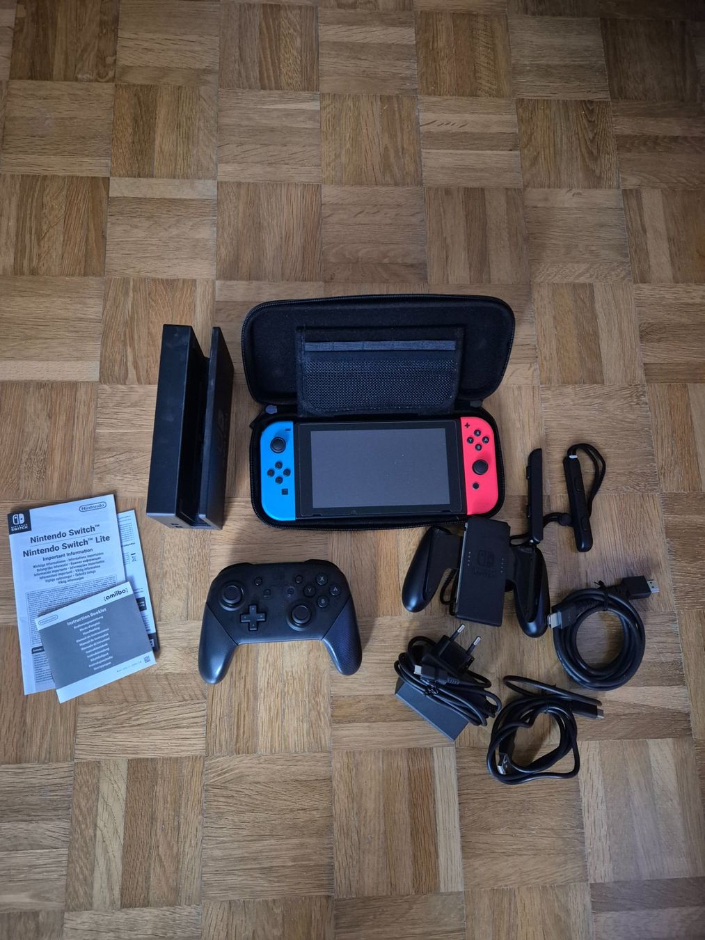 Nintendo Consoles: Nintendo Switch – D'occasion à Münsingen par nickyledermann