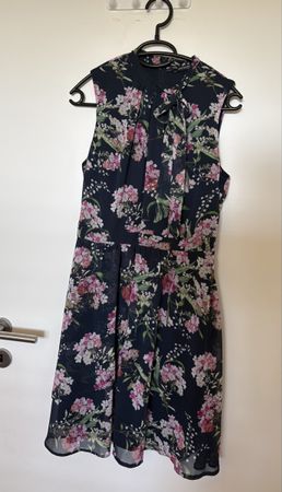 Kleid dunkelblau mit Blumenmuster Gr. 38