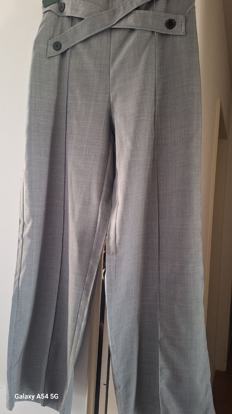 Pantaloni: Hose – Nuovo (secondo la descrizione) da Oberglatt ZH venduto da nat_c6k7