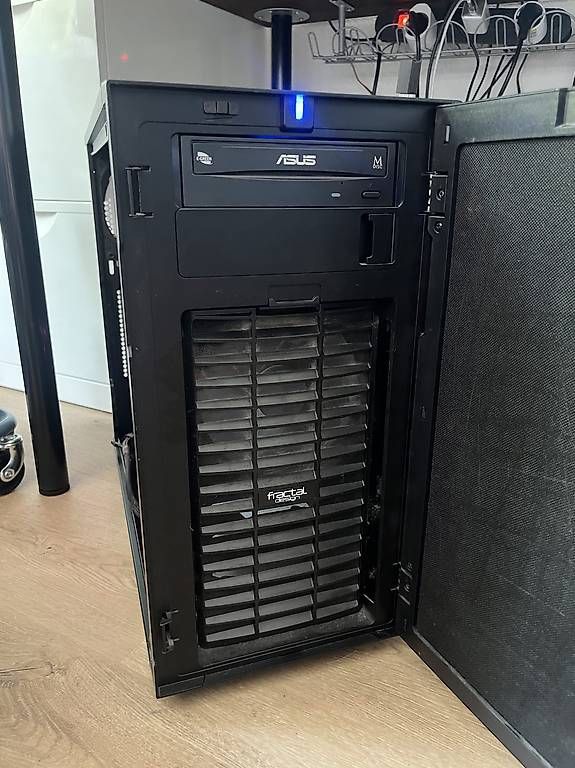 PCs: Geliebter Gaming PC – D'occasion à Dübendorf par sch_2fhz 1