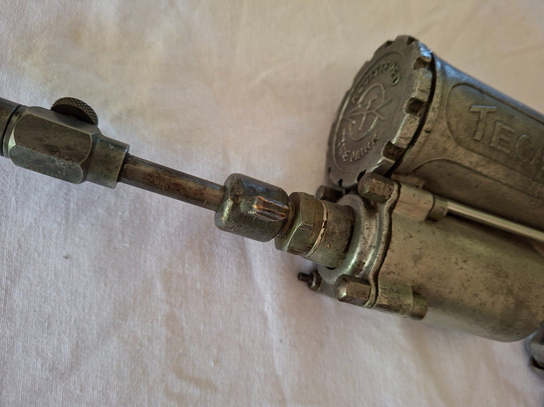 Altre raccolte & rarità: VINTAGE FETTPRESSE EASIGUN – Usato da Zug venduto da Coffeeshop 2