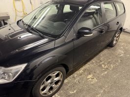 Ford focus 2.0i mfk2510.23