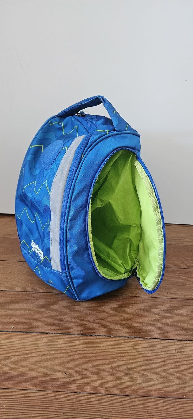 Ergobag Rucksäcke: Ergobag blau mit 2 Sets Kletties – Gebraucht aus Olten von sibi81 5