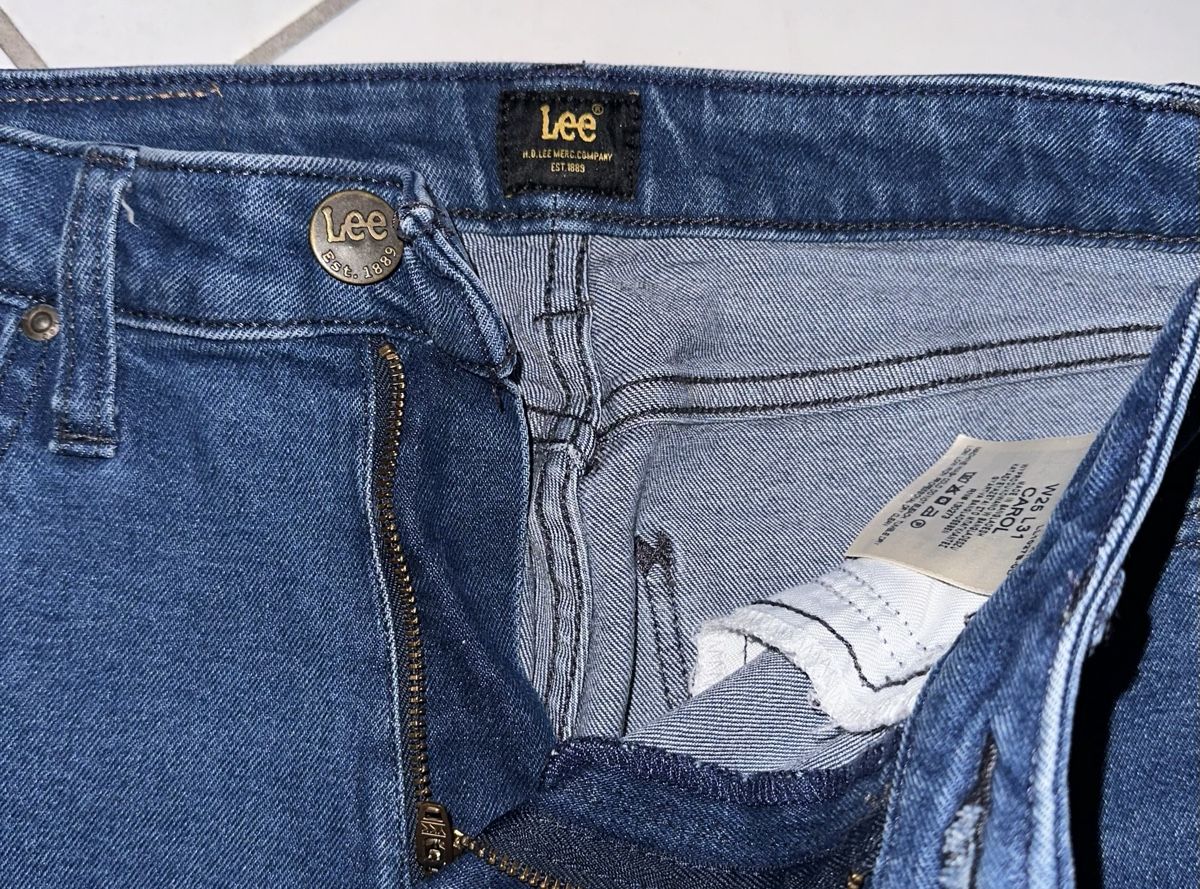 Lee Jeans: LEE JEANS GR. 25 neuwertig – Neu (gemäss Beschreibung) aus Unteraegeri von MH203 8