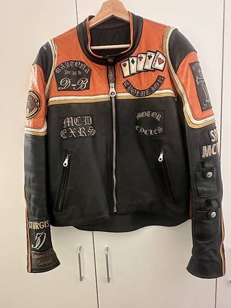 C'est cuir Harley