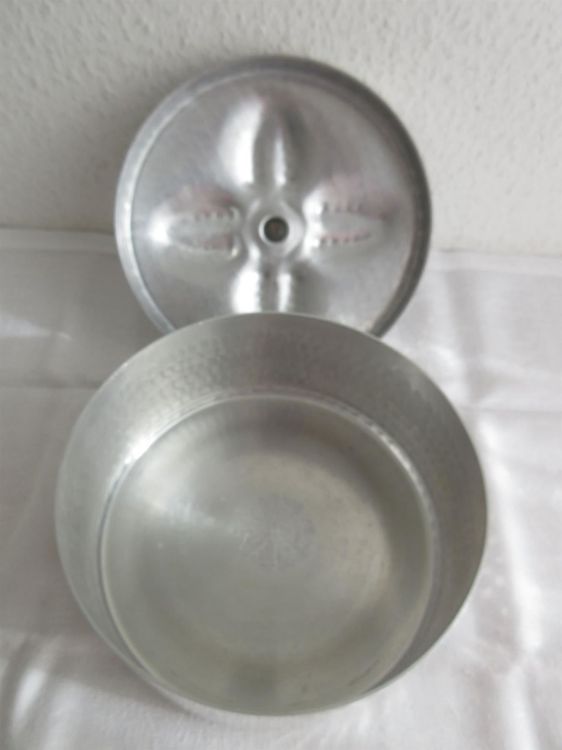 Runde, gehämmerte Aludose von Maggi (Gebraucht) in Binningen für CHF 20 ...