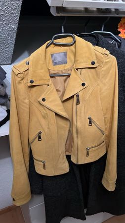 Vero Moda Jacke in Gelb, Lederoptik, gebrauchter Zustand