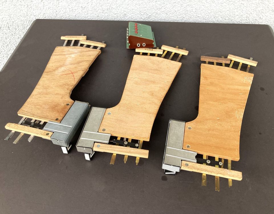 3 BUCO Weichen (elektrisch) und ein Weichenschaltpult (Gebraucht) in ...
