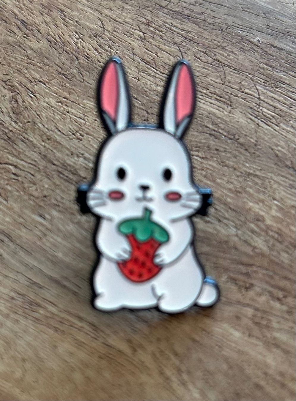 Placchette & Badge: Pin Hase – Nuovo e nell'imballaggio originale da Geneve venduto da vane267