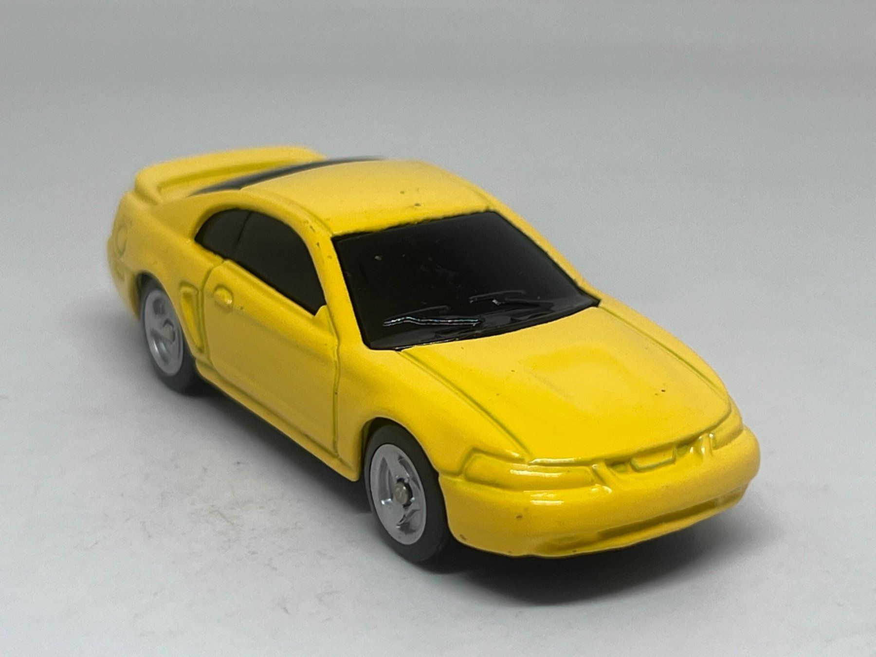 Maisto Voitures modèles: Maisto '99 Mustang #545 – D'occasion à Wildegg par LaaBoutique