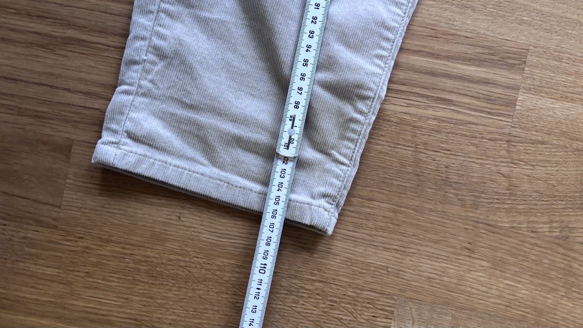 Pantaloni: Cordhose Red Button, Gr. 42 (NILE) – Nuovo (secondo la descrizione) da Basel venduto da Defne 4