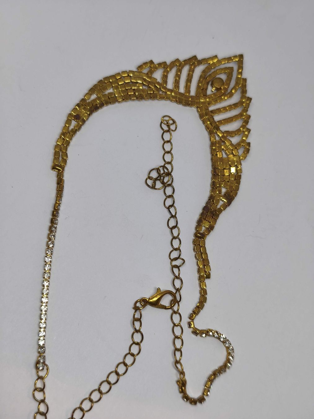 Ketten: Funkelnde Halskette, Modeschmuck, Goldfarben & Strass. – Defekt aus St. Gallen von GIULESGG 5