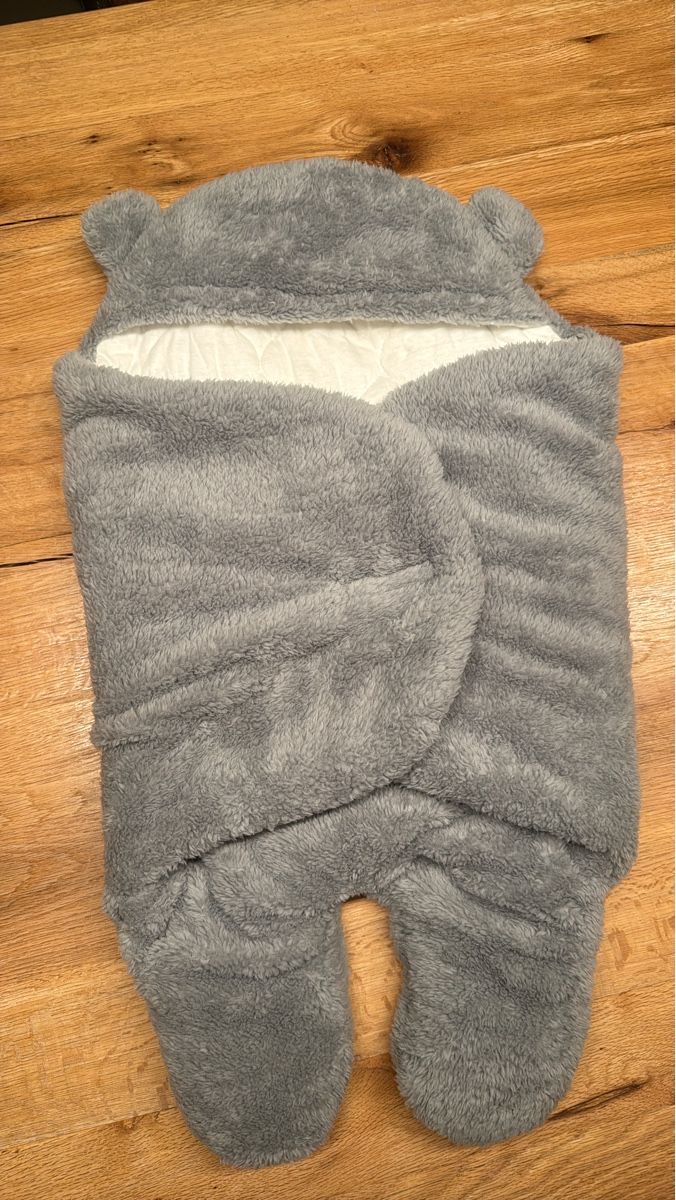 Sacs de couchage: Kuscheliger Babyschlafsack, grau – Neuf (Voir description) à Knonau par Fam_Dling