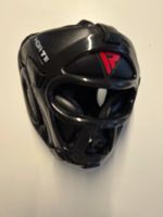 Schutzhelm Kampfsport