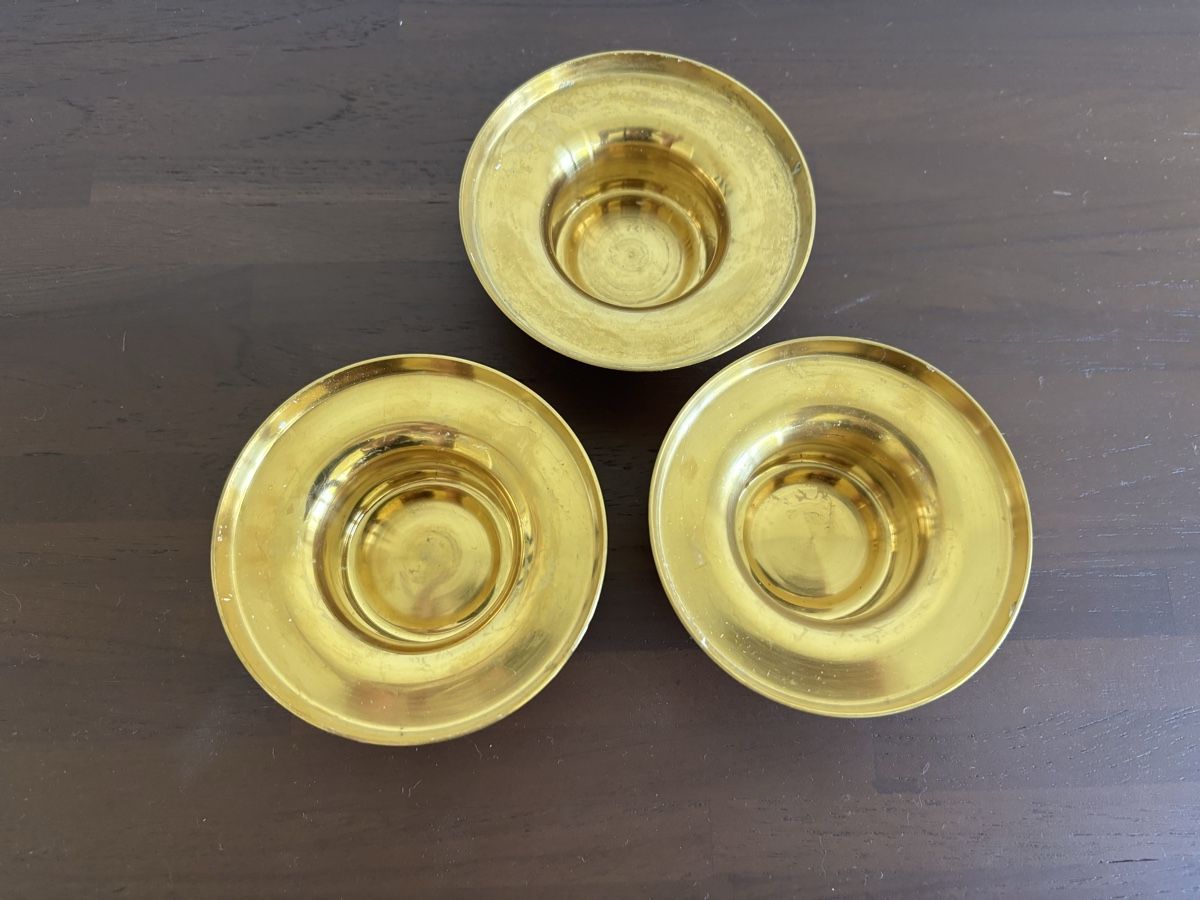 Ikea Alle Dekorationen: Ikea GLITTRIG gold-coloured candle holders – Gebraucht aus Zürich von cha_jz8q 2
