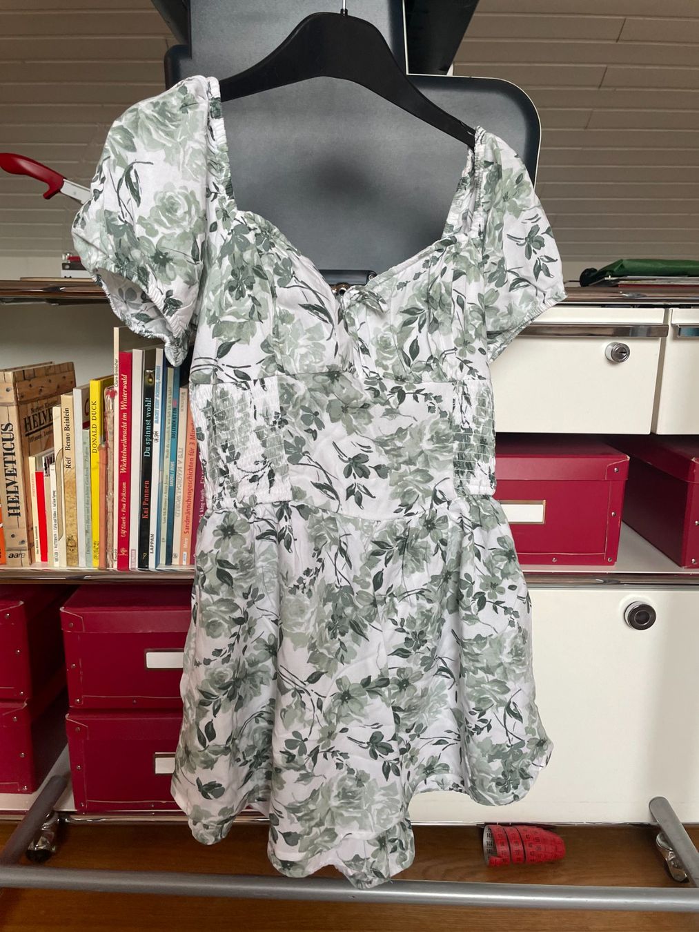 Hollister Kleider: Kleidchen Efeu Hollister XS – Gebraucht aus Aarau von Chicca2006 1