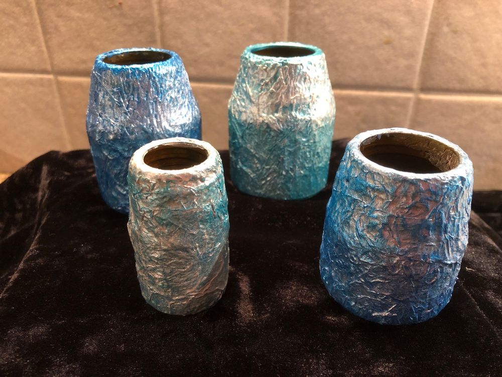 Selbst gemacht, Upcycling, 4 kleine Vasen (Neu und originalverpackt) in ...