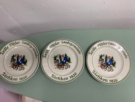 4 alte Teller