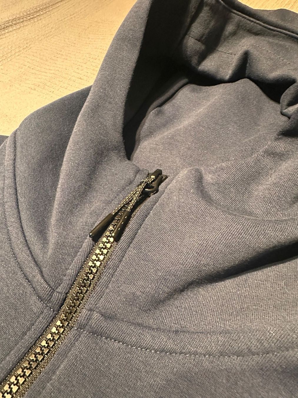 Nike Giacche: Nike Trainingsjacke, Grösse M – Usato da Solothurn venduto da CaylanK 6
