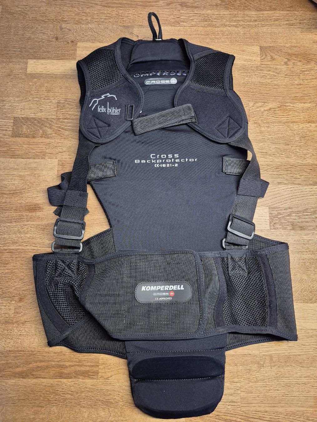 Komperdell Protections: Komperdell Cross Backprotector – D'occasion à Ziefen par Mallory43