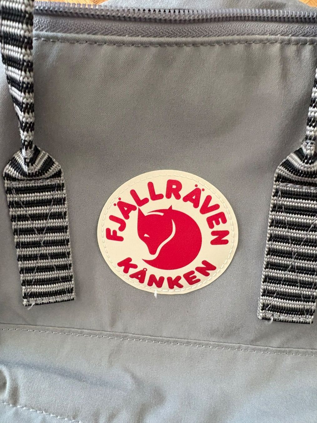 Fjällräven Rucksäcke: Rucksack, Fjällräven, Freizeit, unisex, hellgrau – Gebraucht aus Luzern von Roger3022 1
