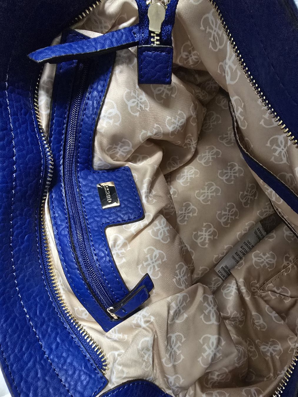 Guess Borse da donna: GUESS Tasche, klnigsblau, NEU – Nuovo e nell'imballaggio originale da Landquart venduto da eni444 2