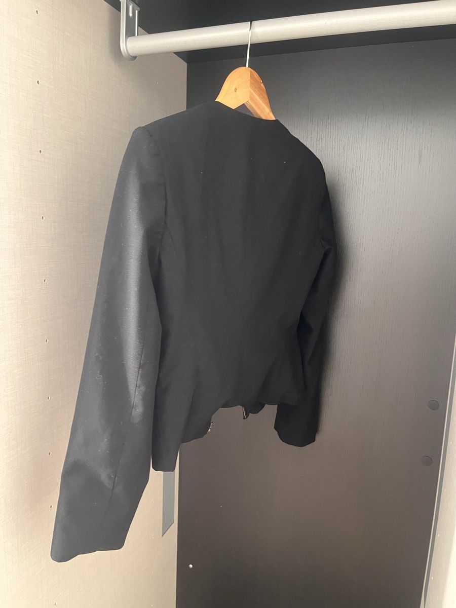 Zara Jacken: Zara Basic giacca nera con zip e dettagli metallici – XS – Neu (gemäss Beschreibung) aus Lugano von gil_2xvg 1
