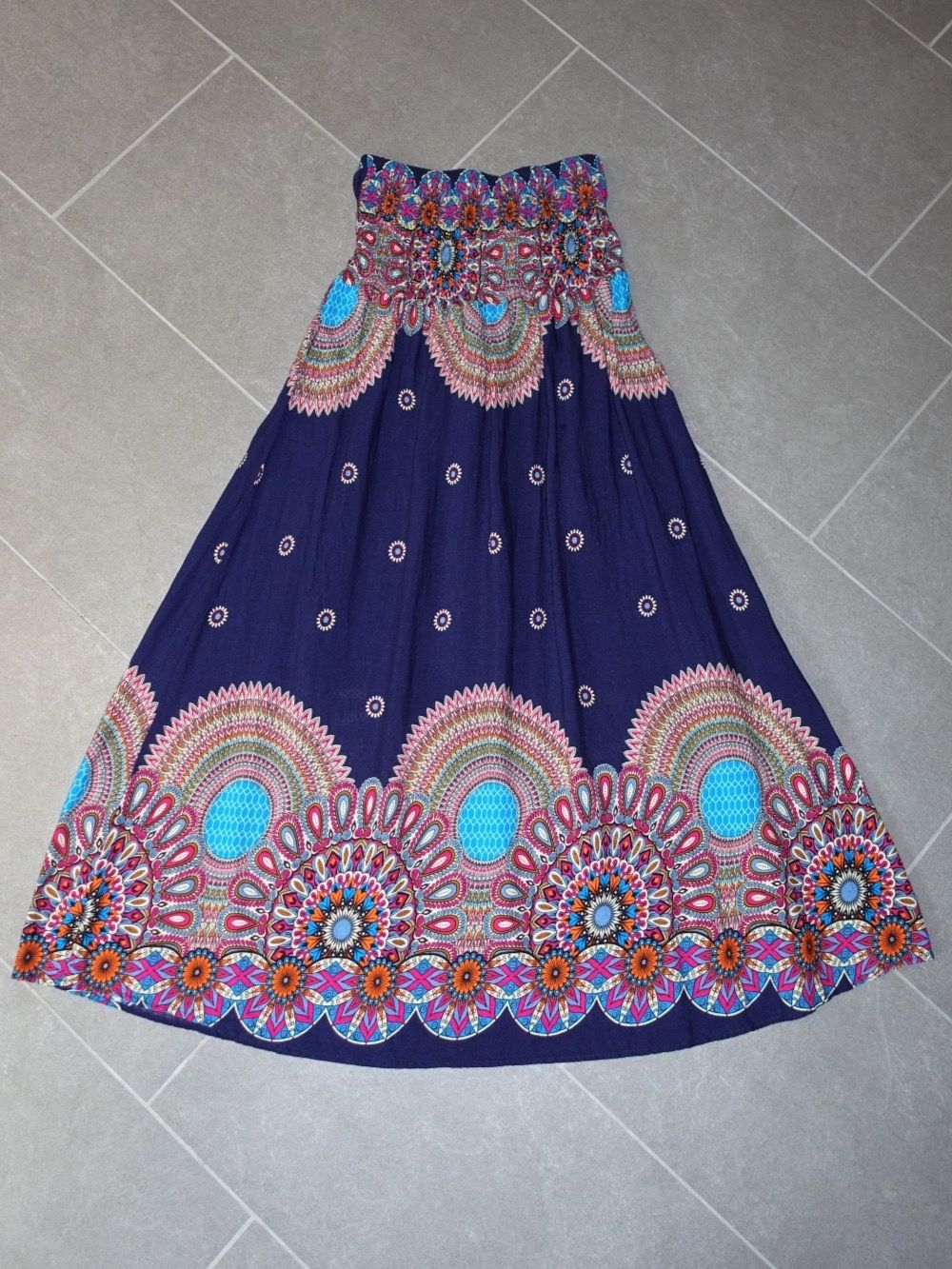Kleider: Kleid / Sommerkleid / Rock /Sommerrock – Gebraucht aus Russikon von Eulenfeder