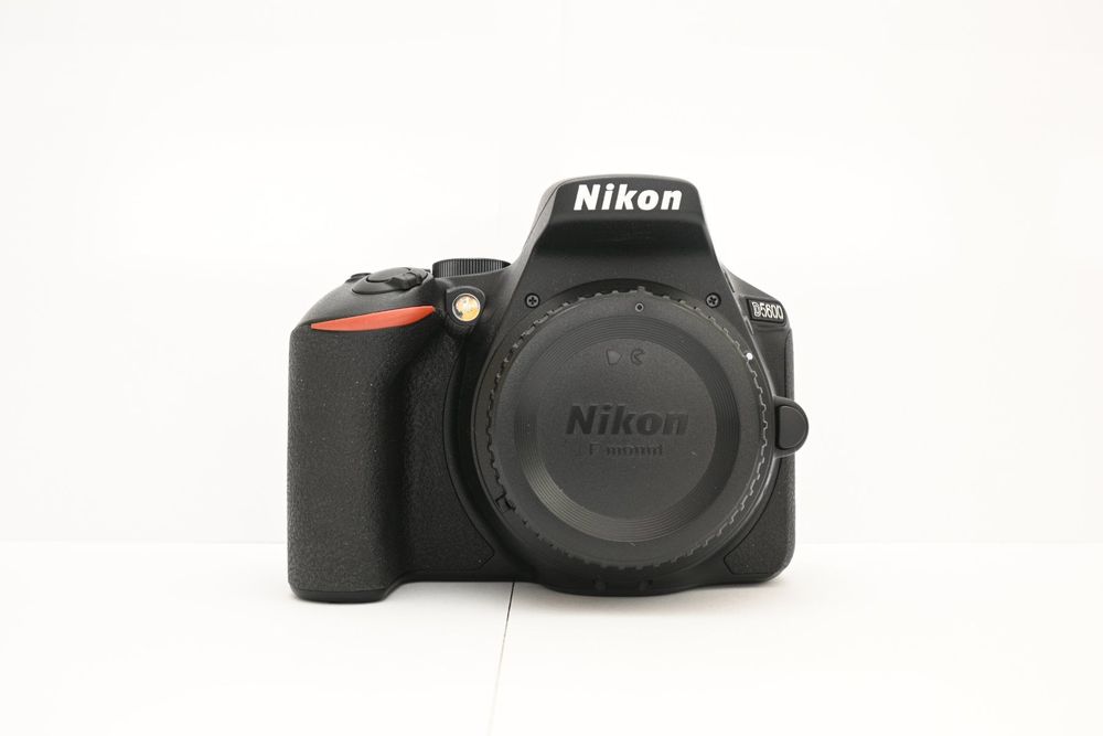 Nikon D5600 | Kaufen auf Ricardo