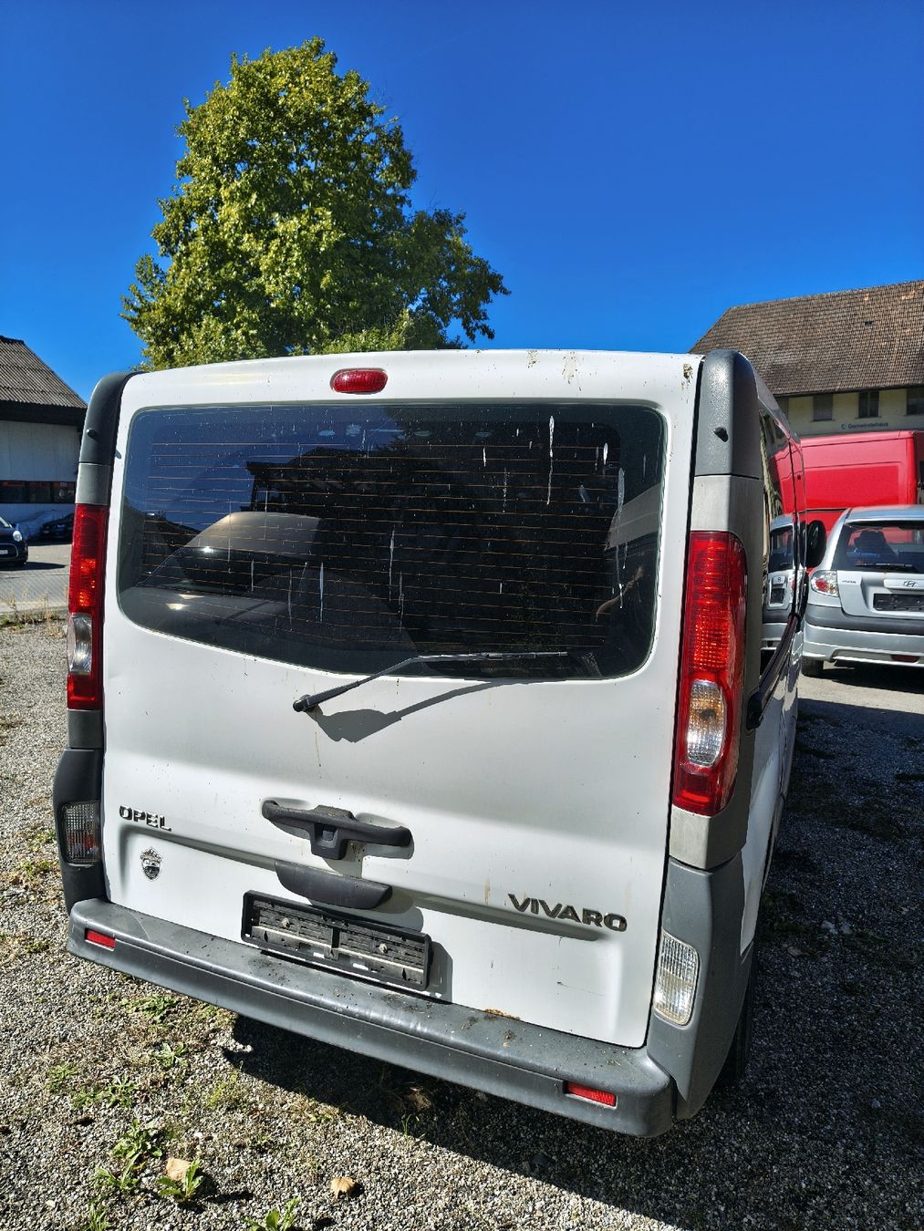 Opel Automobili: Opel Vivaro, 2,0dCi – Usato da Etzelkofen venduto da madafaka_06 2