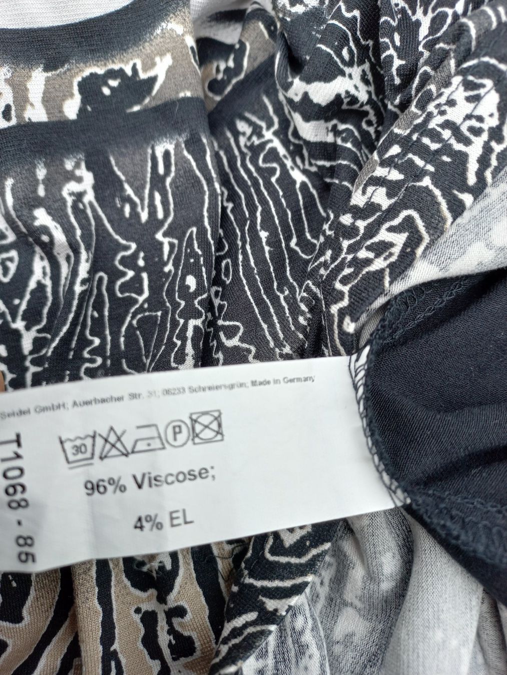 T-shirt: T-Shirt mit Muster von seidel Gr. 56 – Usato da Oberuzwil venduto da venditum. 4