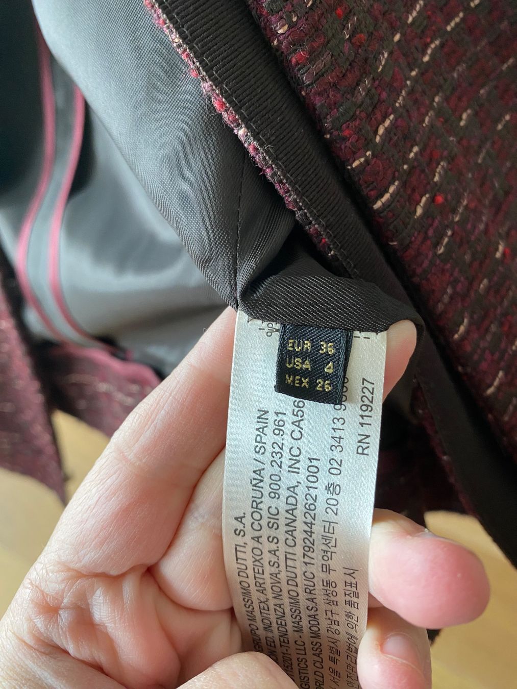 Massimo Dutti Giacche: Boucle Blazer – Nuovo (secondo la descrizione) da Baar venduto da rel_9lvy 1