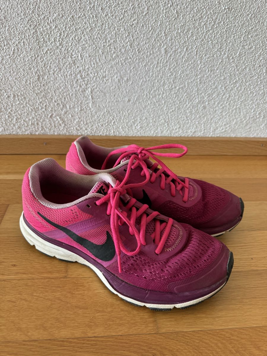 Nike Scarpe da donna: Nike Pegasus Gr. 41 pink schwarz – Usato da Ibach venduto da Nadina87 3