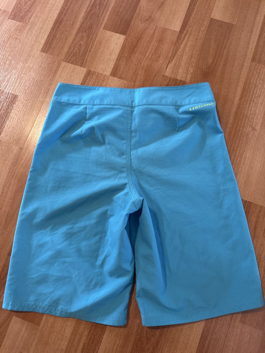 Costumi da bagno: Under Armour Badehose, Gr. 29 einf. Bundweite 37.5 cm – Usato da St.Gallen venduto da maierm01 2