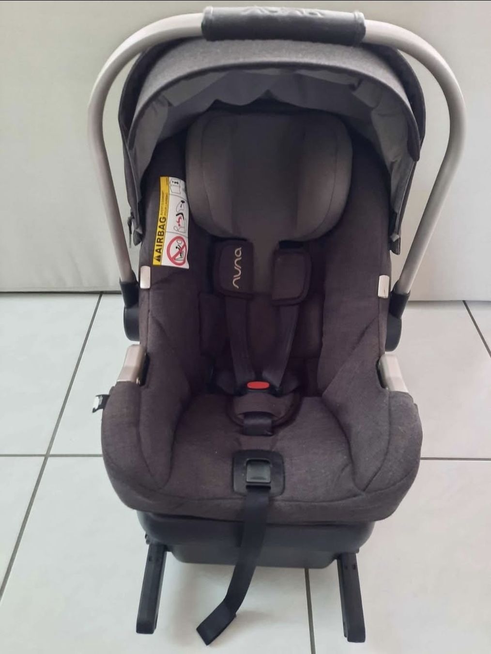 Nuna Auto-Kindersitze: Nuna Pipa Icon Babyschale mit Isofix – Gebraucht aus Aarberg von Ela86