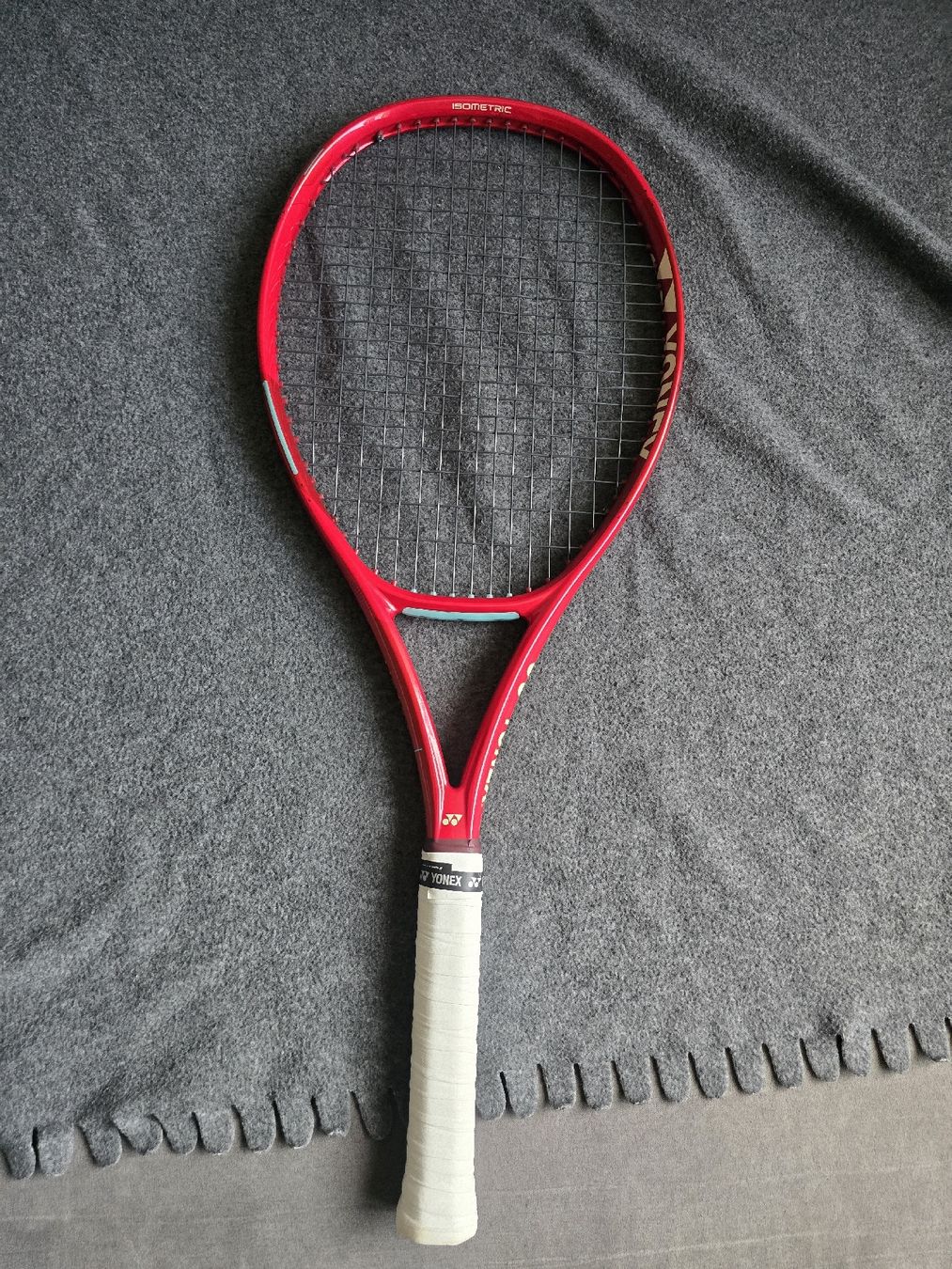 Yonex Racchette: Yonex Vcore 100 2026 Ruby L2 – Usato da Lausanne venduto da zak_dnn5 1